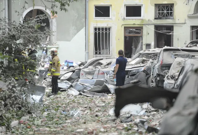 Jermak: Trzeba karać państwa, które przekazują Rosji komponenty do produkcji rakiet