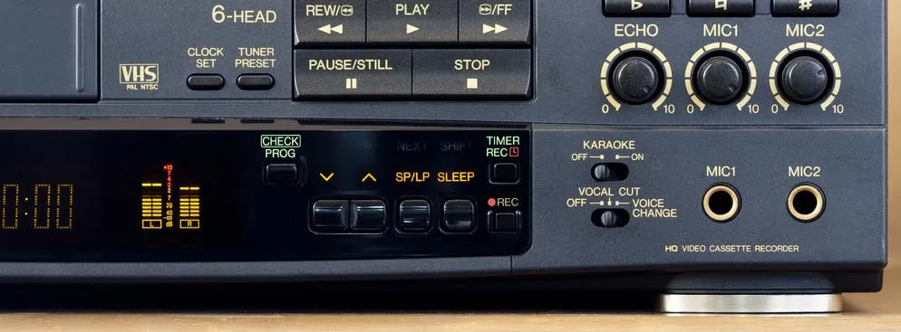 Seks, disco i kasety video, czyli jak konsumowali Polacy w latach 90.