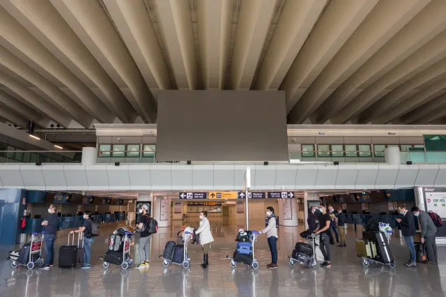 30 tys. zakażeń dziennie w listopadzie? To możliwe [PROGNOZA]