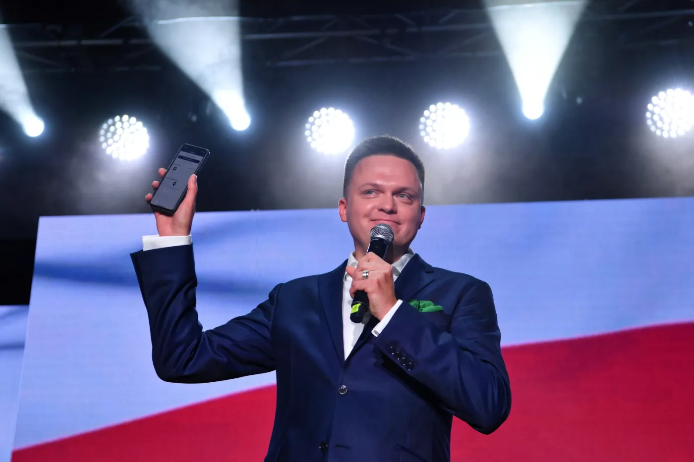 Kongres Polska 2050: likwidacja Funduszu Kościelnego i głosowanie od 16. roku życia wśród postulatów Hołowni