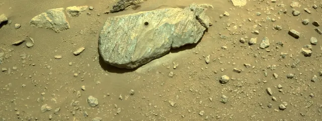 NASA: Łazik Perseverance pobrał pierwszą próbkę ze skały na Marsie