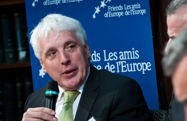 Były ekspert NATO ostrzega. "Jeśli Ukraina upadnie, Putin uwierzy, że historia jest po jego stronie"