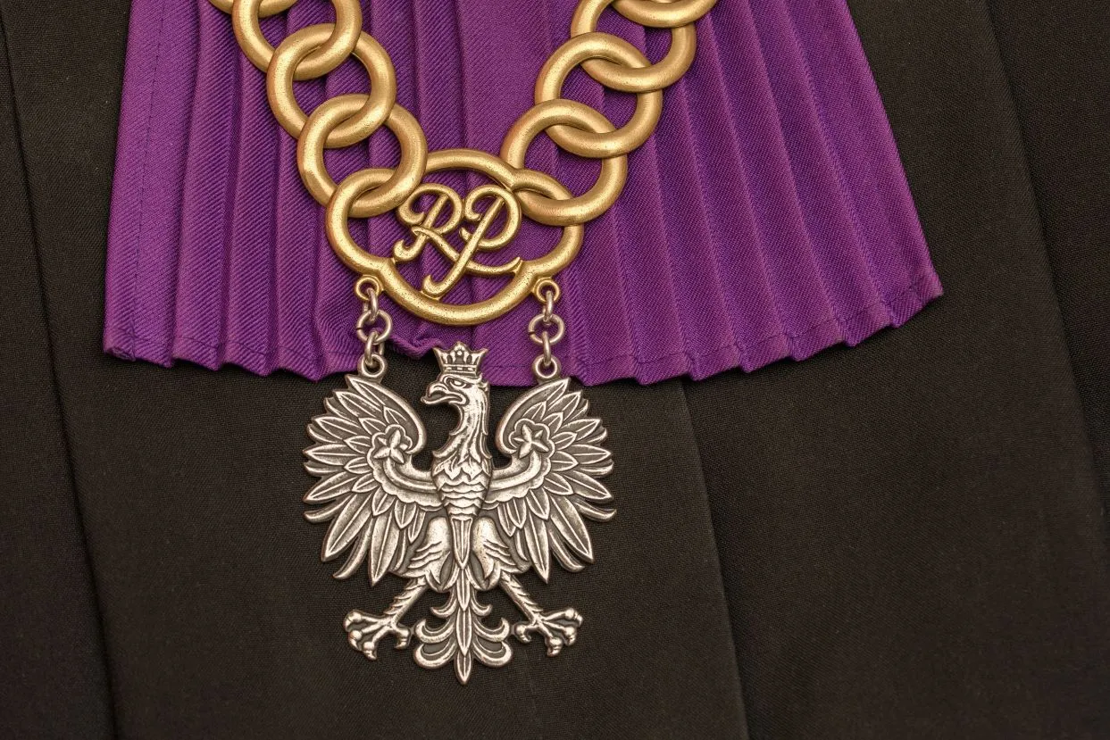 TK: Emeryci wygrywają. 2 wnioski do ZUS i 2 odwołania do sądu. Nadzieja dla 200 000 [Przeliczenie emerytury]