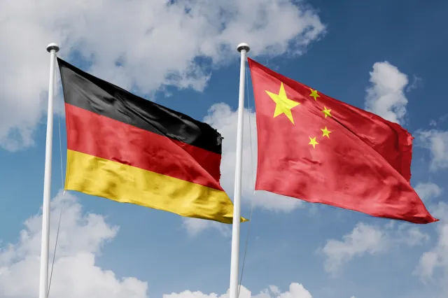 Niemcy chcą być mniej zależne gospodarczo Chin. Berlin opracował strategię współpracy