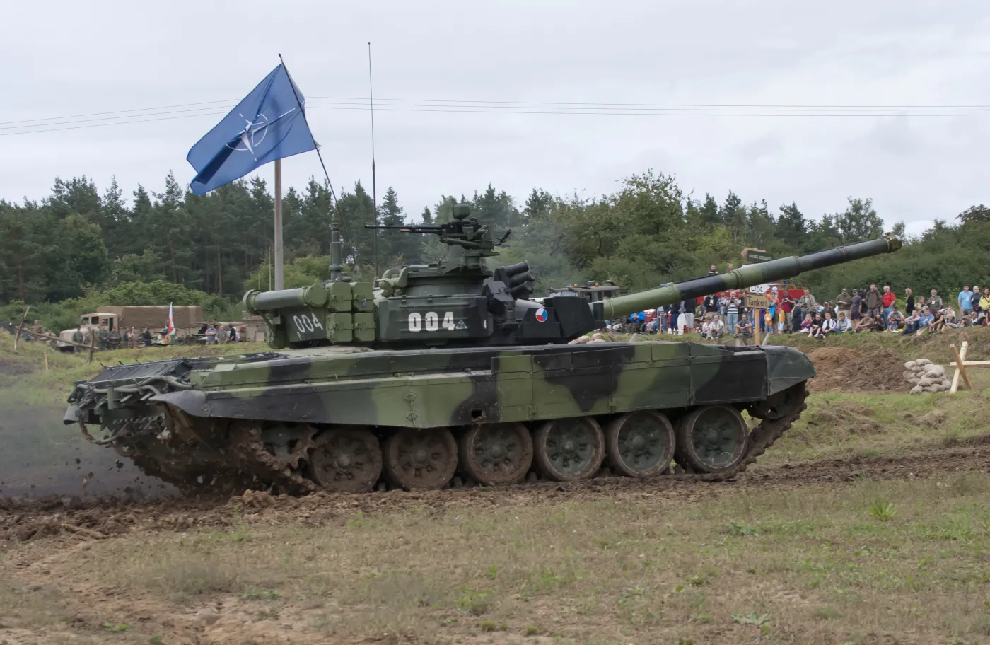 Pentagon przygotował kolejny pakiet pomocy wojskowej. Na Ukrainę trafią m.in. czołgi T-72