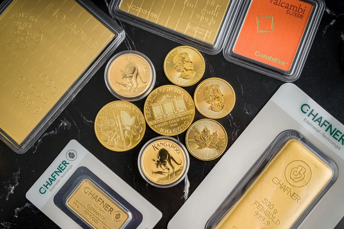 Nie tylko konflikt na Bliskim Wschodzie. Co wpłynęło na utrzymanie się wzrostu cen złota?