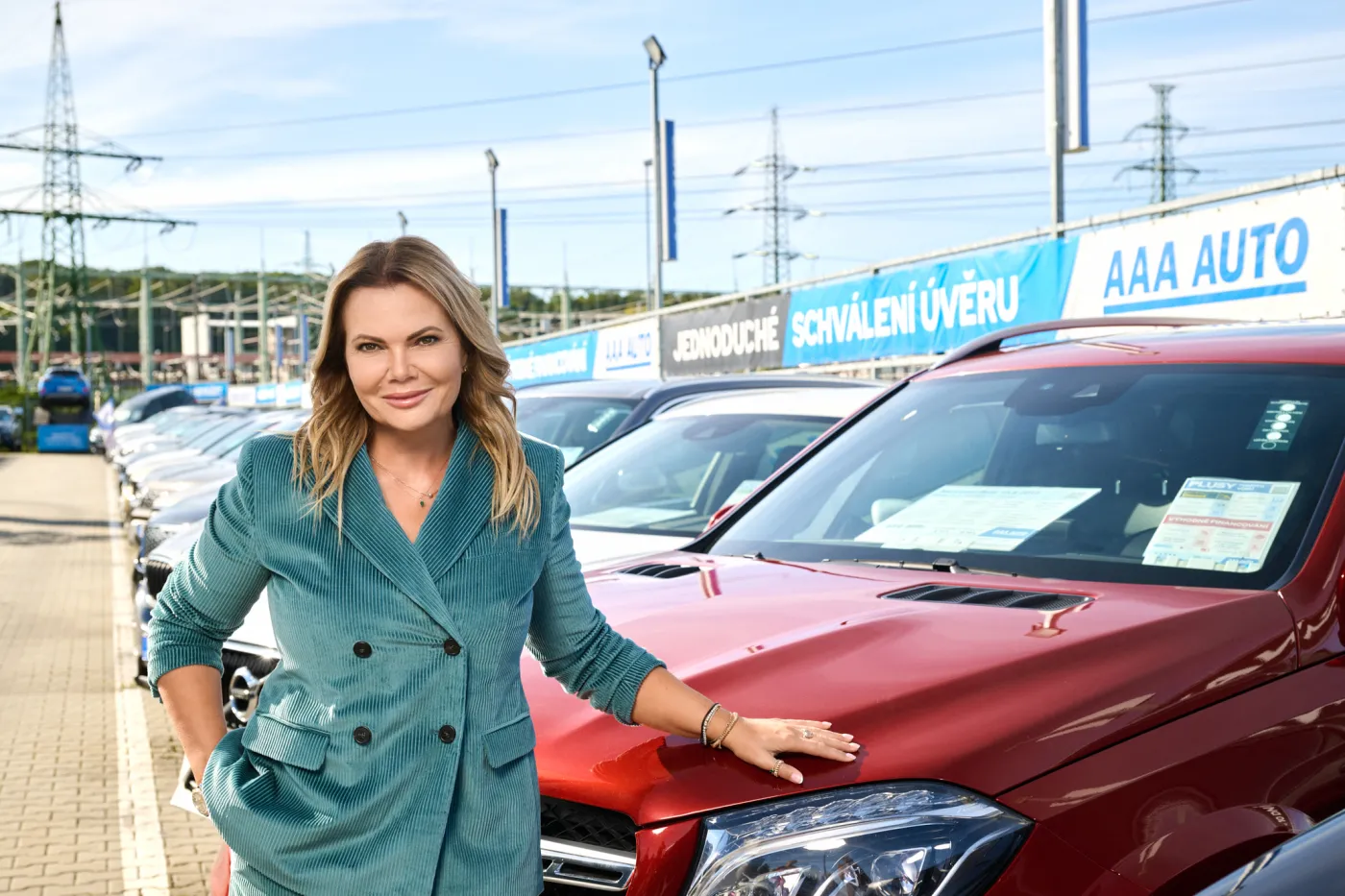 Jakie samochody wybierają Polacy w 2025 r.? AAA Auto pokazuje zaskakujące dane