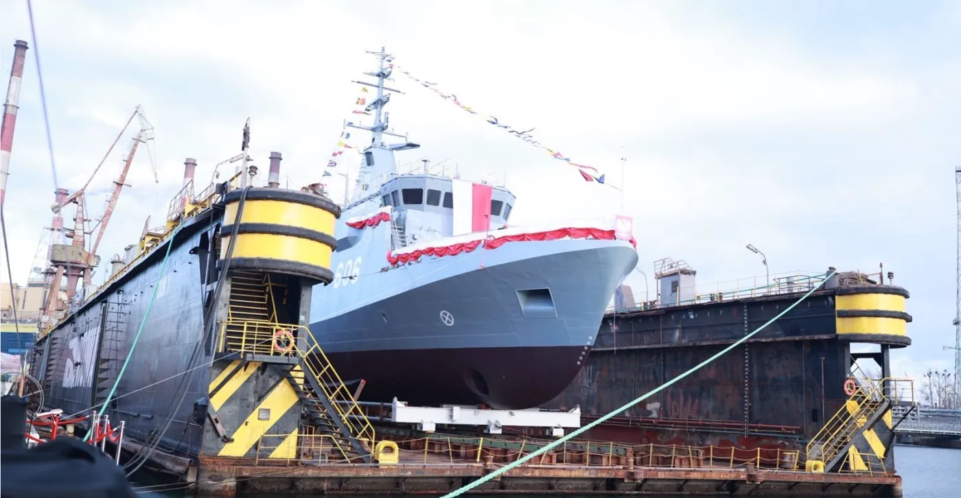 Ochrzczony i zwodowany w Gdańsku! Nowy okręt dla polskiej Marynarki Wojennej