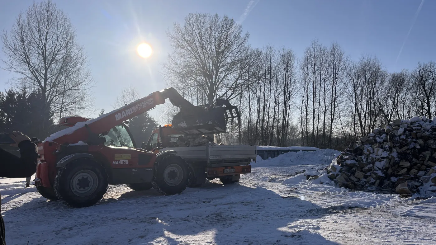 Rekordowe rachunki za ogrzewanie w 2026 r. Gminy biorą sprawy w swoje ręce – oferując darmowy opał