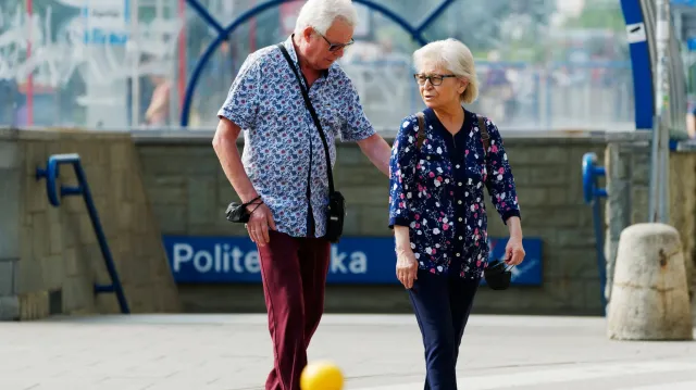 Co przysługuje polskim emerytom? Ulgi i przywileje dla osób 60+