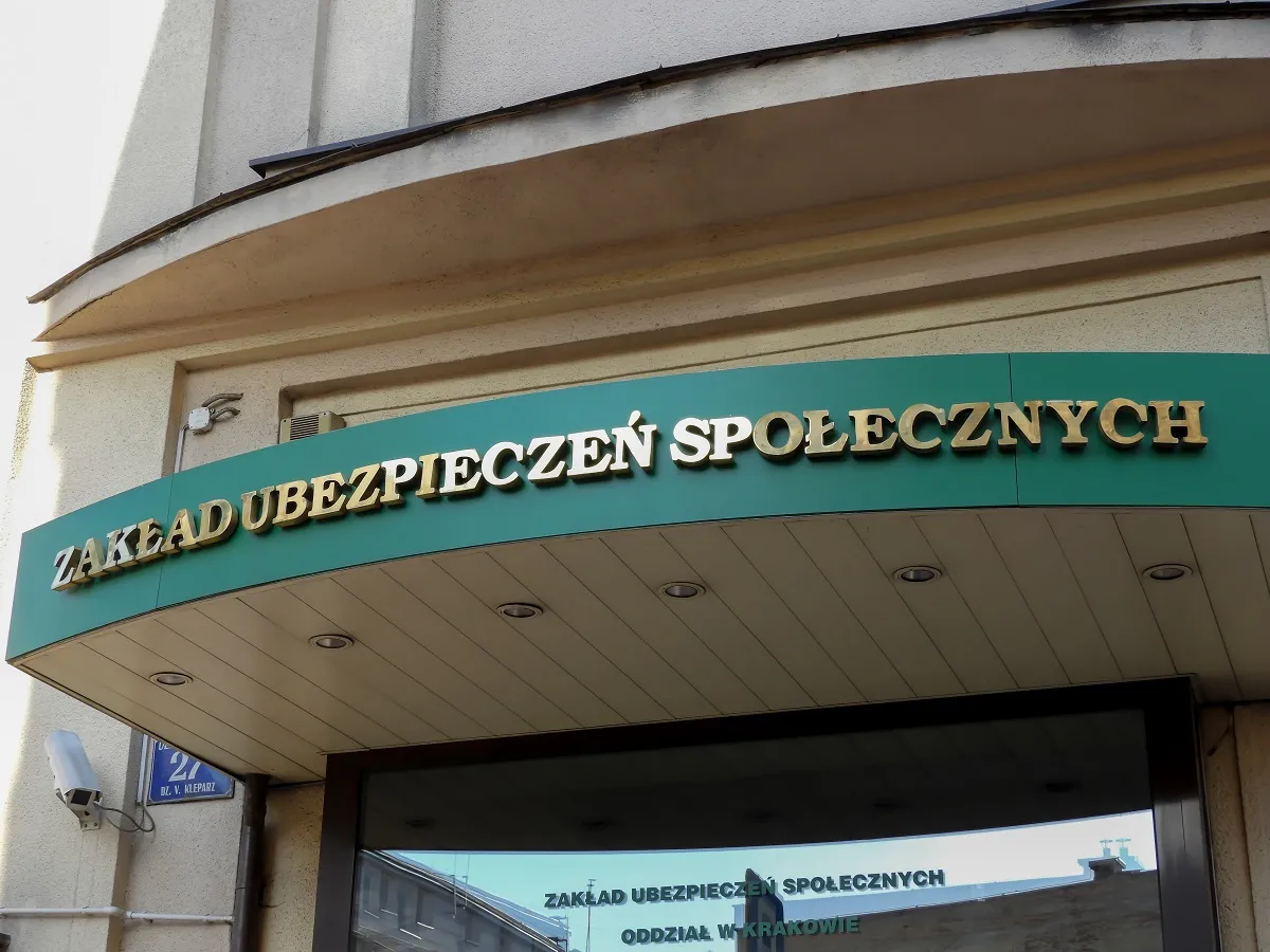 Ludzie umierają w oczekiwaniu na pieniądze z ZUS. Szykują się zmiany i wielkie porządki w popularnym świadczeniu
