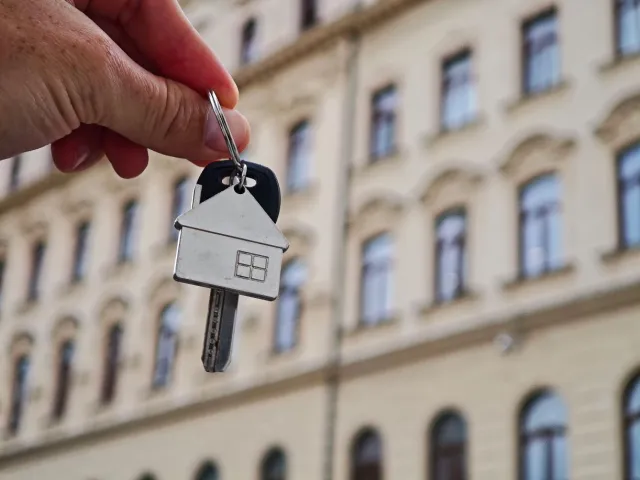 Bonifikata na wykup komunalnego mieszkania może zniknąć. Posłowie pracują nad ustawą o ewentualnym zakazie wykupu komunalnych lokali z rabatem