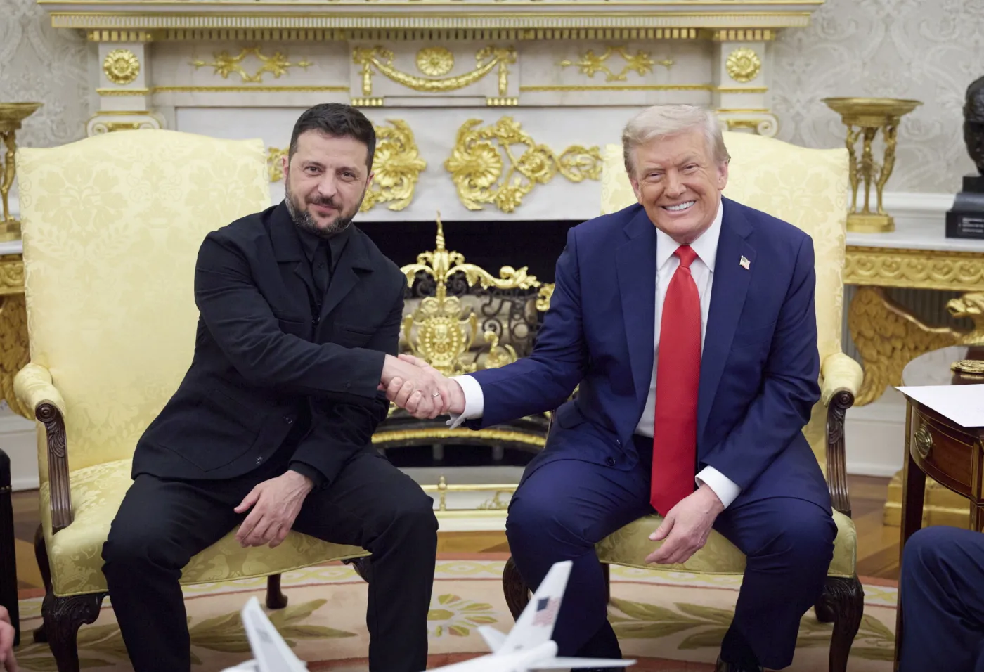 US President Trump meets Ukraine's President and European leaders at White House