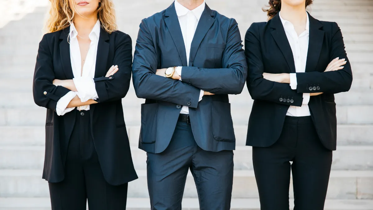 Dress Code. Gdzie kończy się swoboda, a zaczyna brak profesjonalizmu?