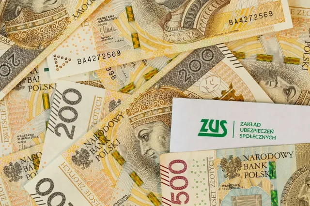 Ile trzeba zarabiać, żeby otrzymać 4000 zł emerytury z ZUS? To kwota znacznie powyżej średniego wynagrodzenia