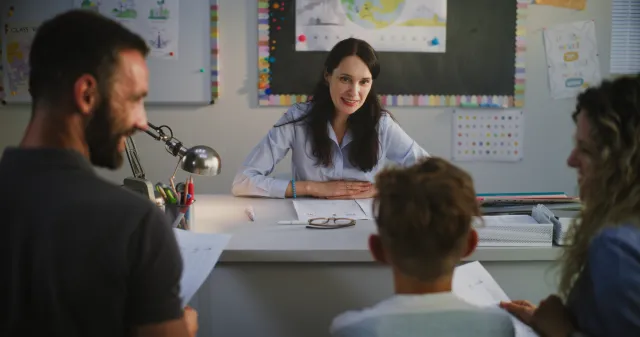 Polscy nauczyciele czują się spełnieni, ale jest coś, co ich dręczy [BADANIE]