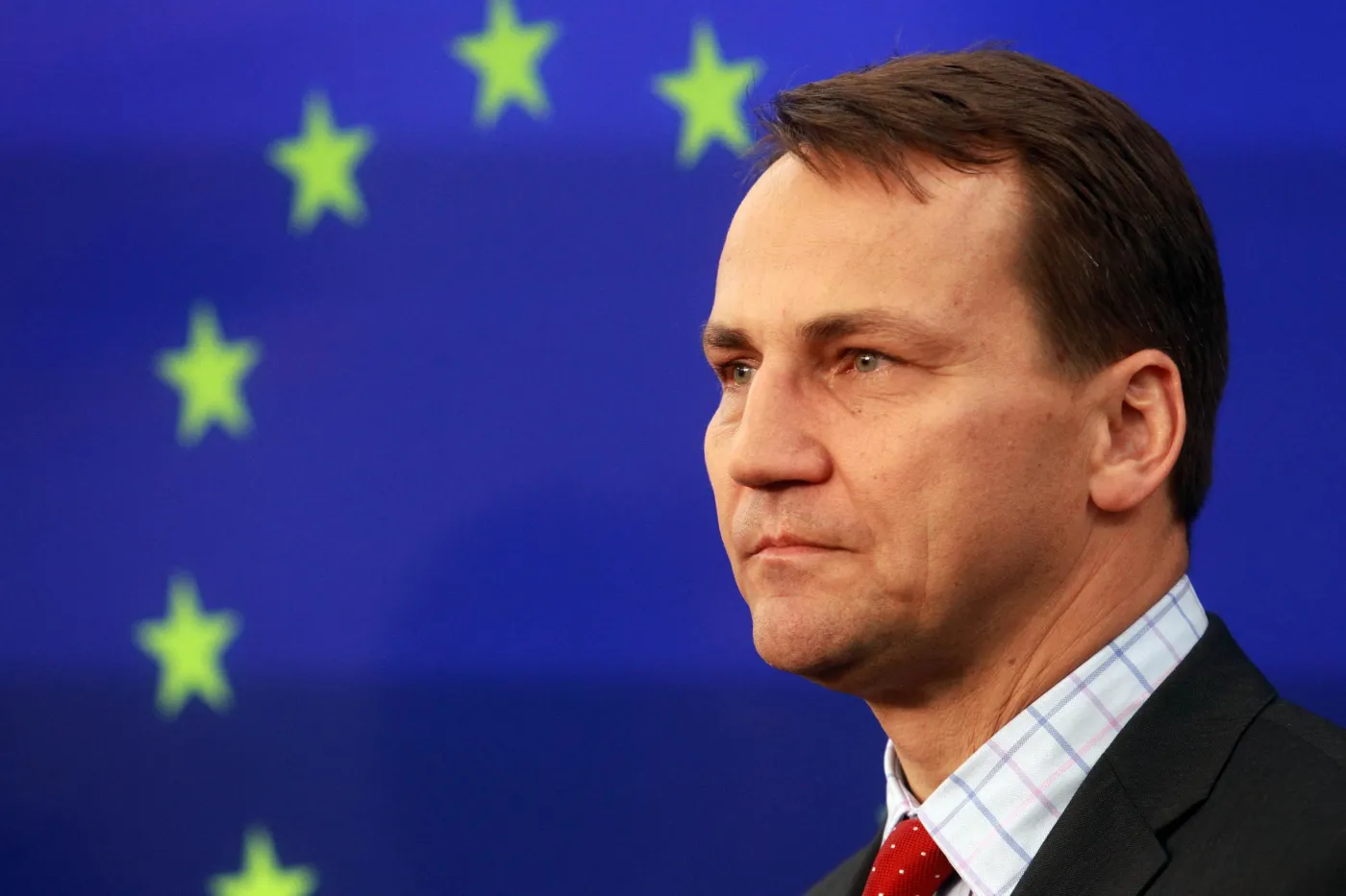 „Financial Times”: Sikorski wzywa Berlin do powstrzymania apokalipsy