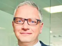 Tomasz Bławat - człowiek, który chce zalać puby Carlsbergiem