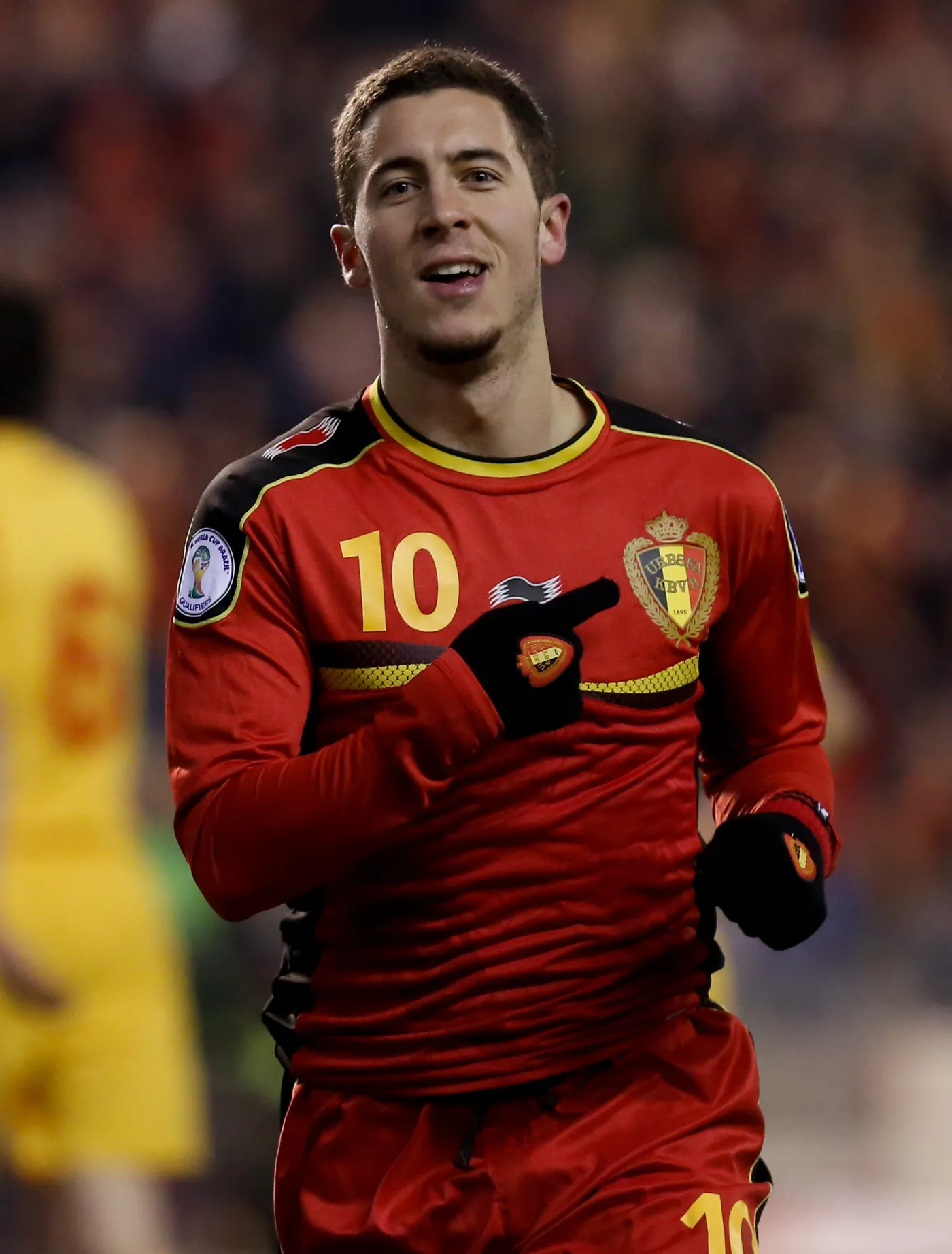 1408113-eden-hazard.jpg