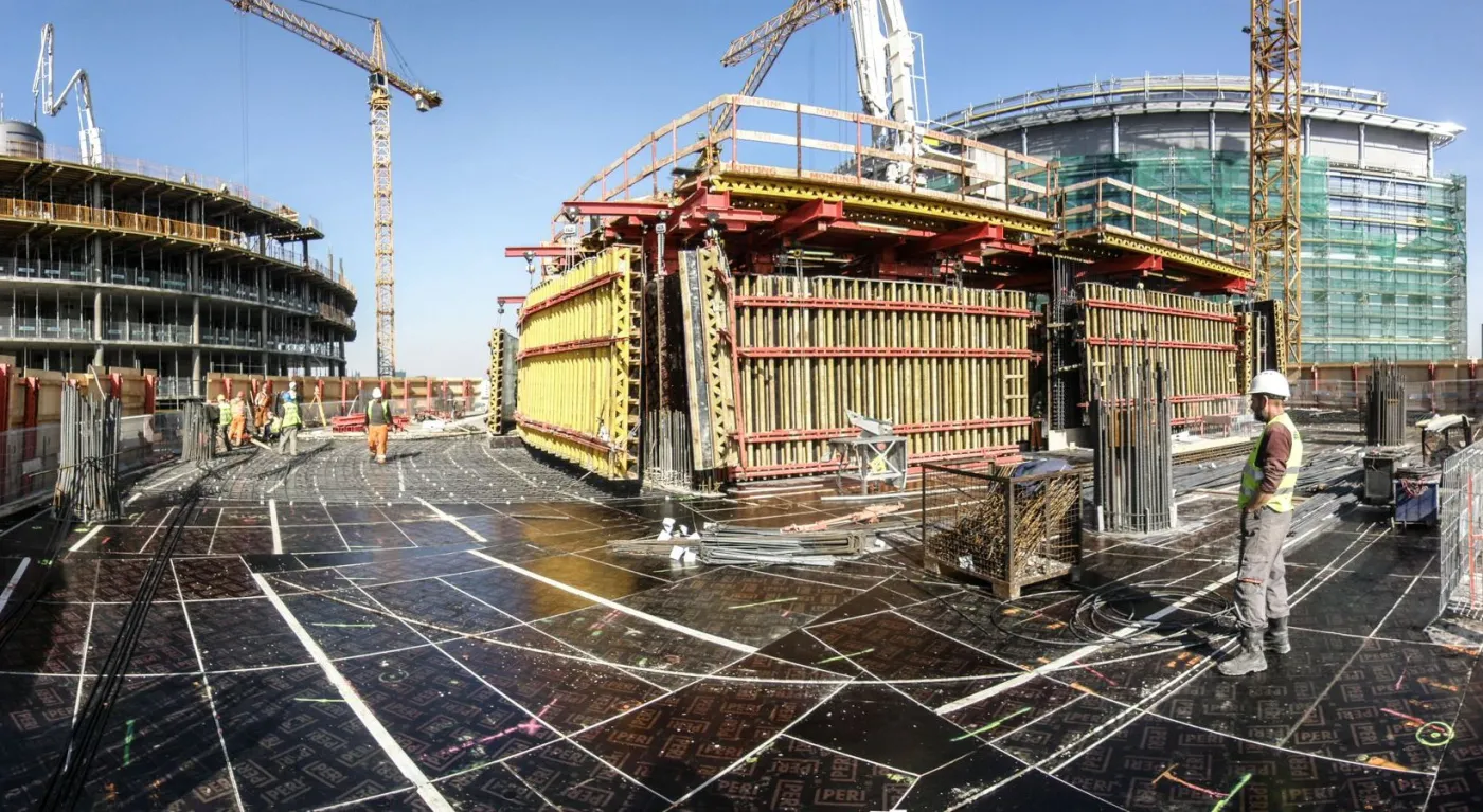 Budowa Warsaw Spire: najwyższy budynek ma już 8 pięter [zdjęcia]