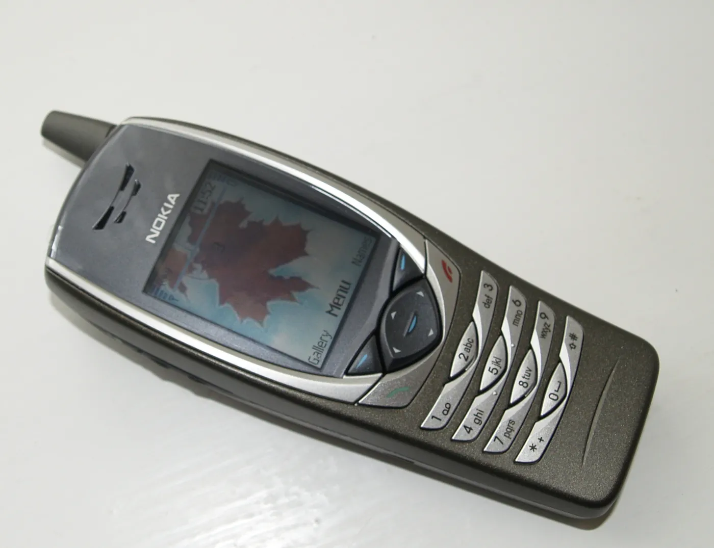 Nokia 6650 (2002)