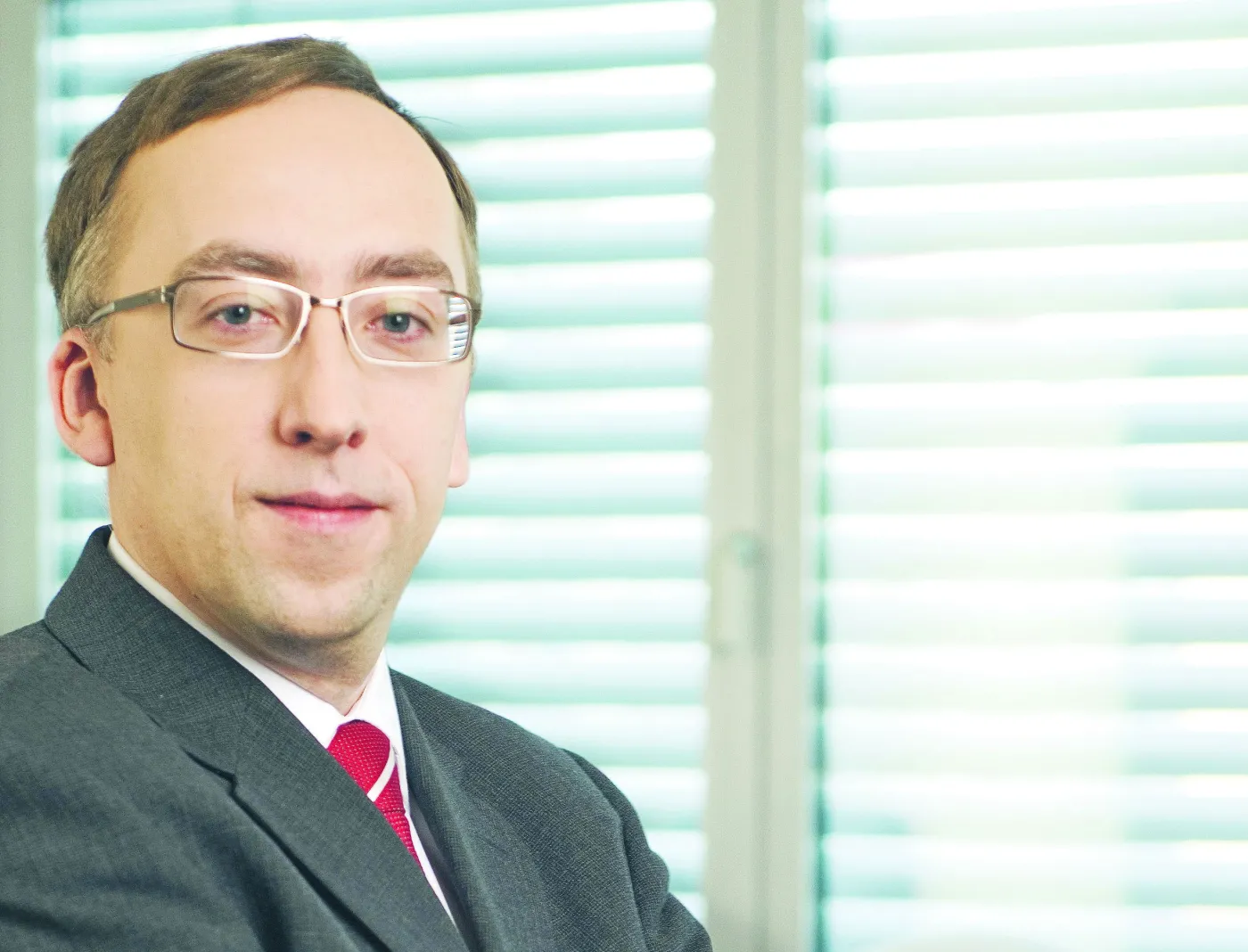 Strajk na kolei: Jakub Karnowski zadeklarował chęć rozmów ze związkowcami