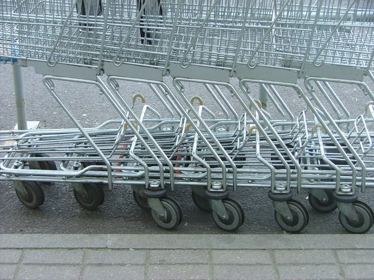 Przy dzisiejszym kursie za chleb zapłaciłbyś od pół do jednego euro