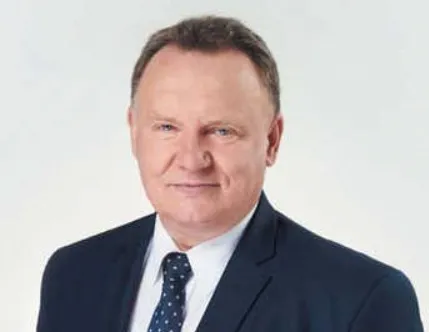 4387082-pkp-prezes.png