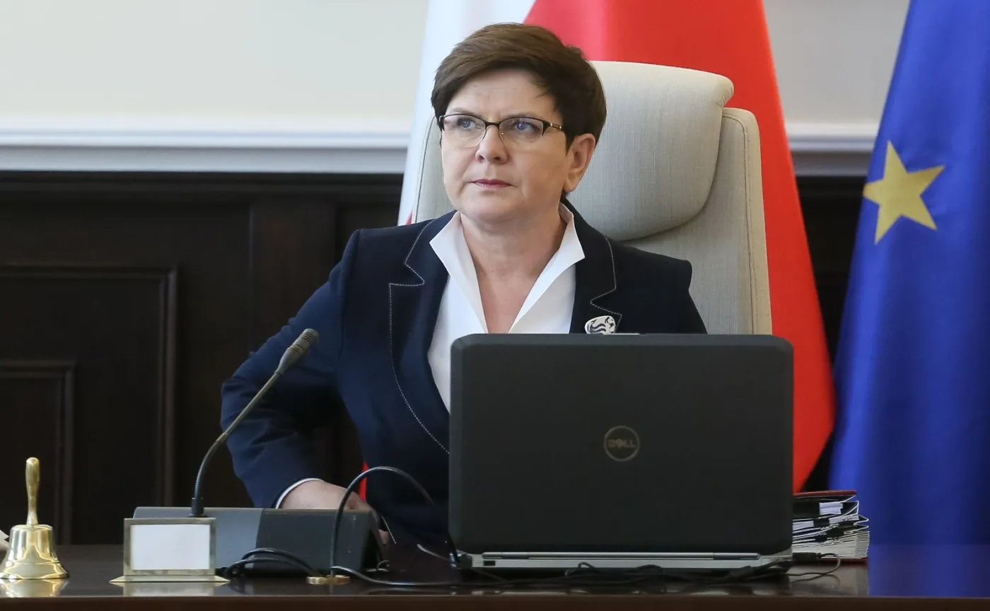 Rośnie poparcie dla rządu Beaty Szydło [SONDAŻ CBOS]