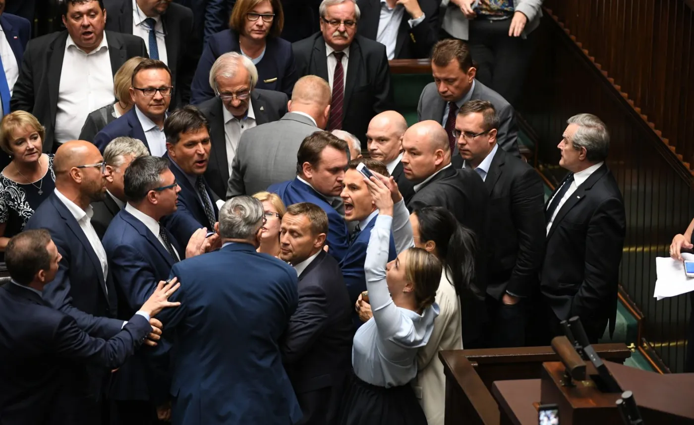 "Sueddeutsche Zeitung" ostro o sytuacji w Polsce. "Partia ponad prawem"