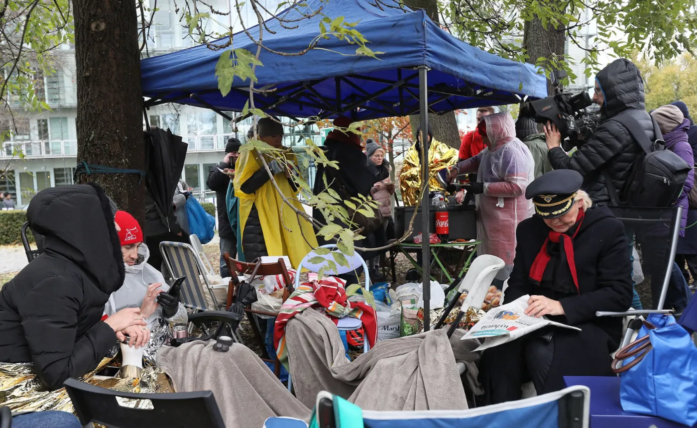 Zarząd LOT-u przedstawił strajkującym propozycję kompromisu