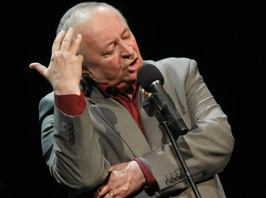 Bohdan Łazuka