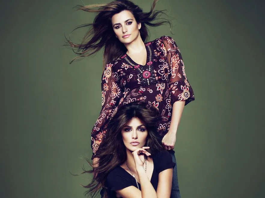 Penelope i Monica Cruz prezentują własną kolekcję Charles Voegele