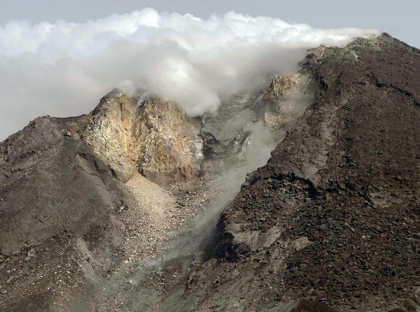 Już 138 ofiar szalejącego wulkanu