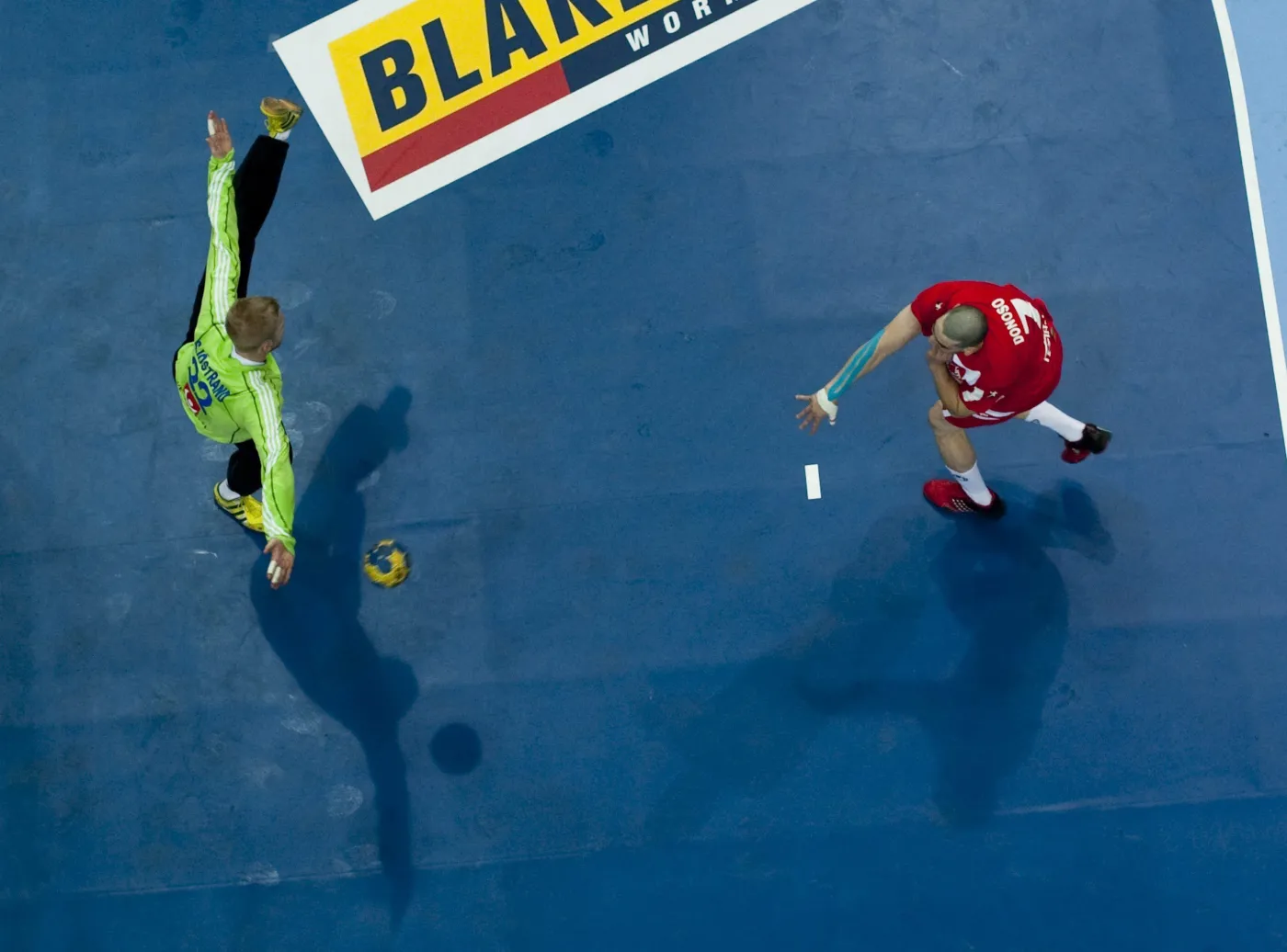 Szwedzi wygrali na inaugurację MŚ