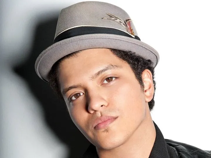 1805517-bruno-mars.jpg