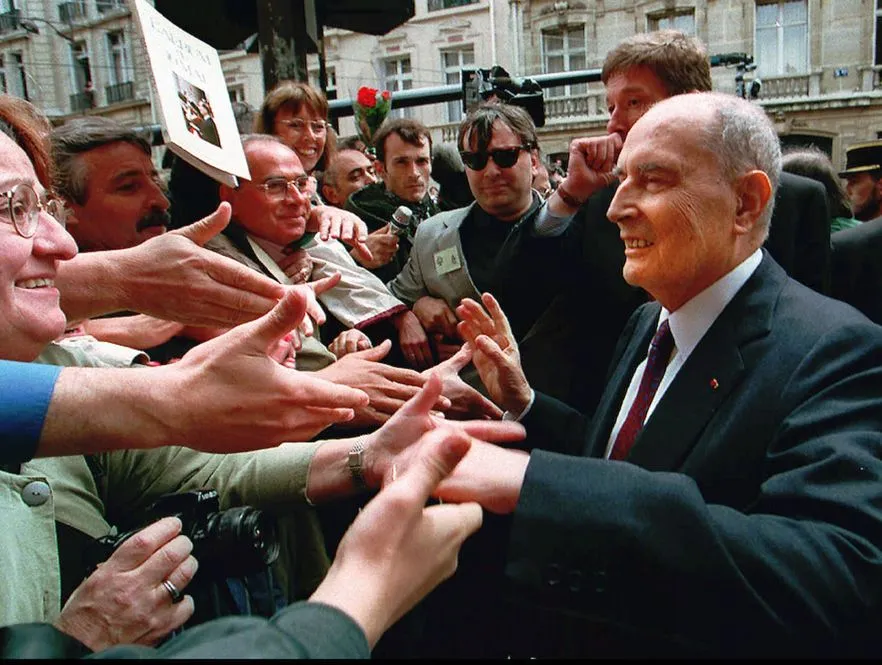 2078761-mitterand.jpg