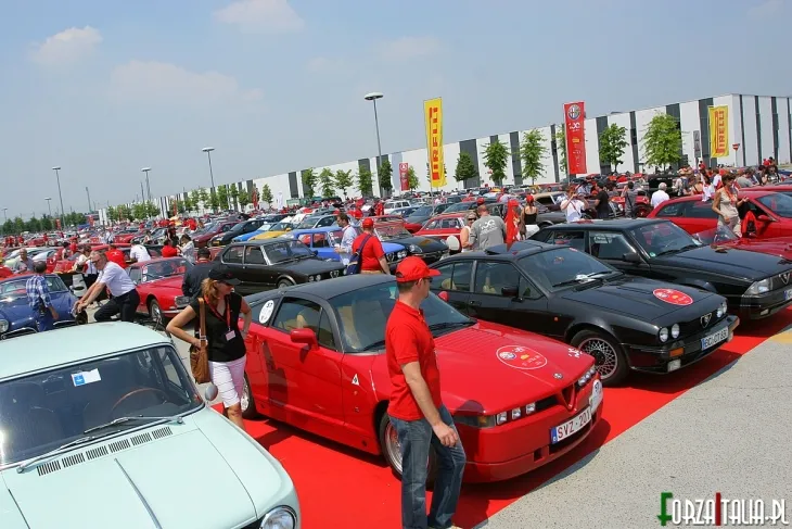 2113680-forzaitalia.jpg