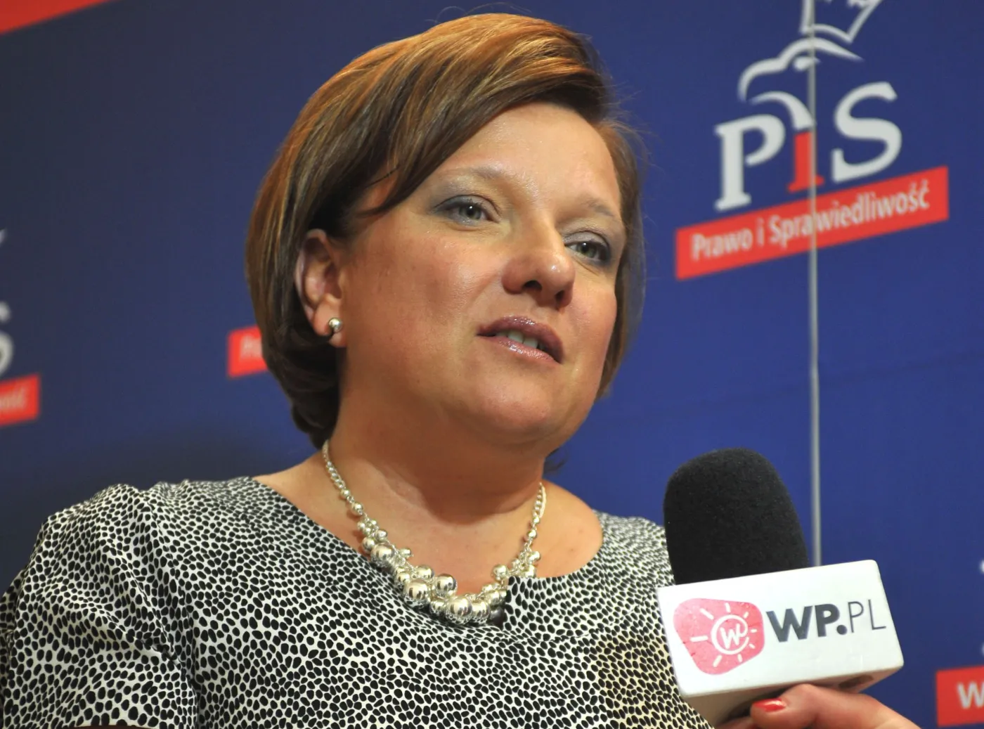 Mail z fałszywym oświadczeniem Kempy wysłany z USA