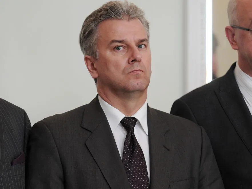 Grabarczyk: Liczę na kompromis, rząd nie jest stroną