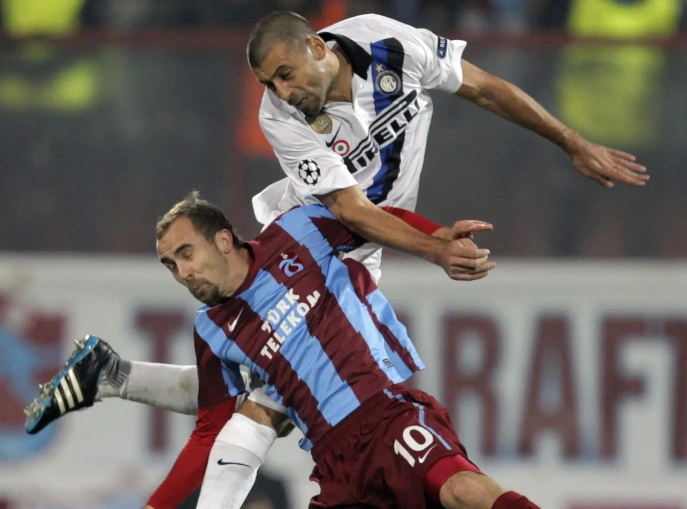 Polak mógł zostać bohaterem w Lidze Mistrzów. Zobacz gole