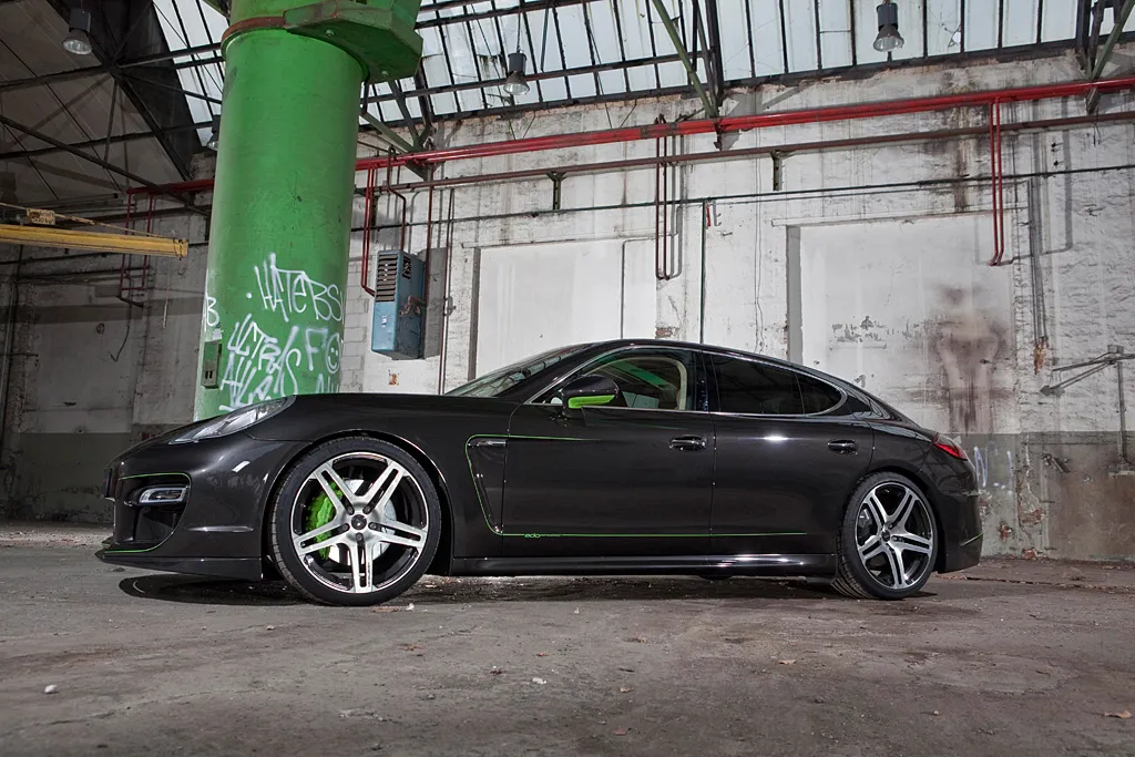 2624286-porsche-panamera-edo-competition-hellboy-12.jpg