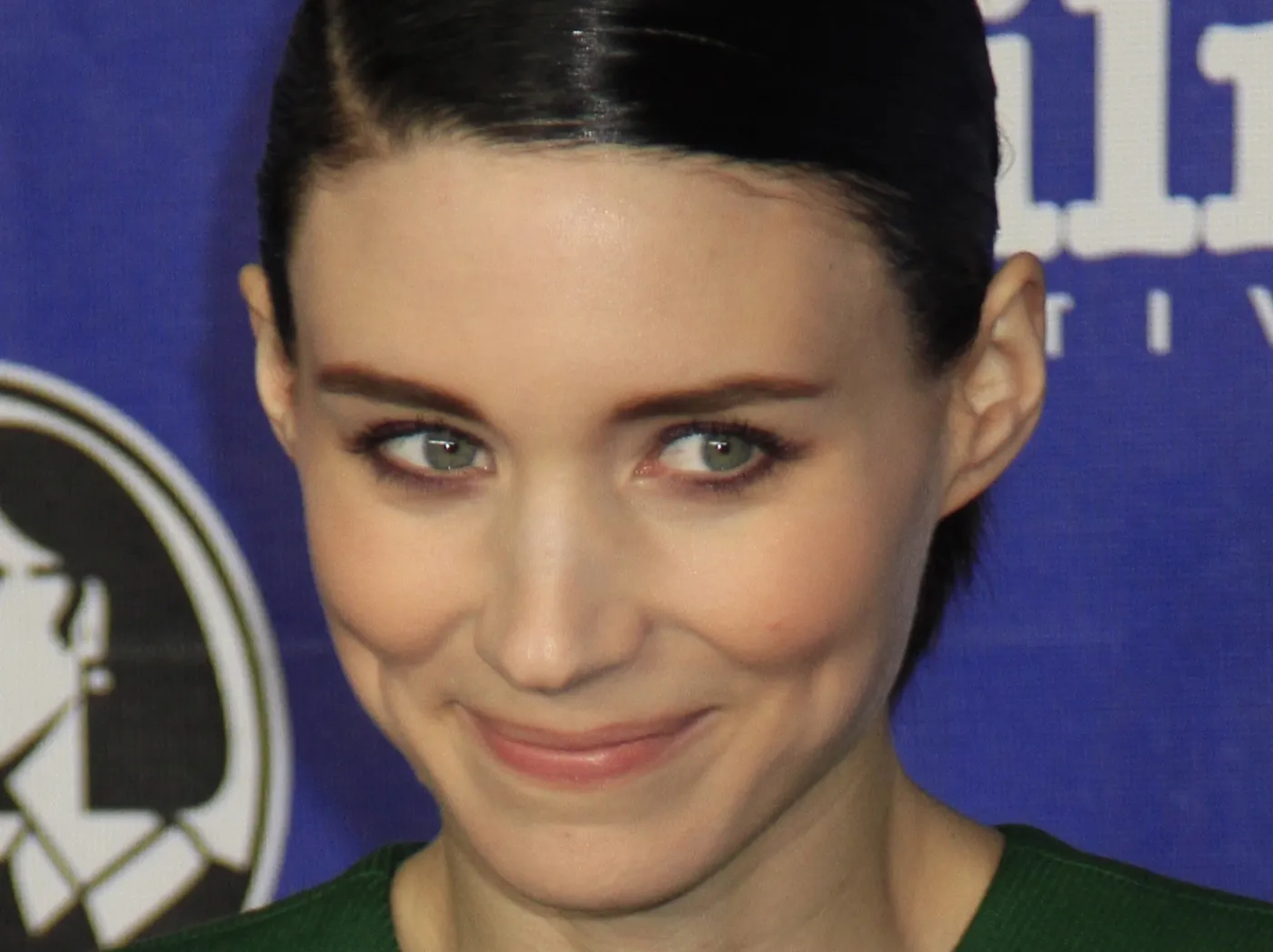 Odmieniona Rooney Mara morduje Channinga Tatuma i romansuje z Jude'em Law