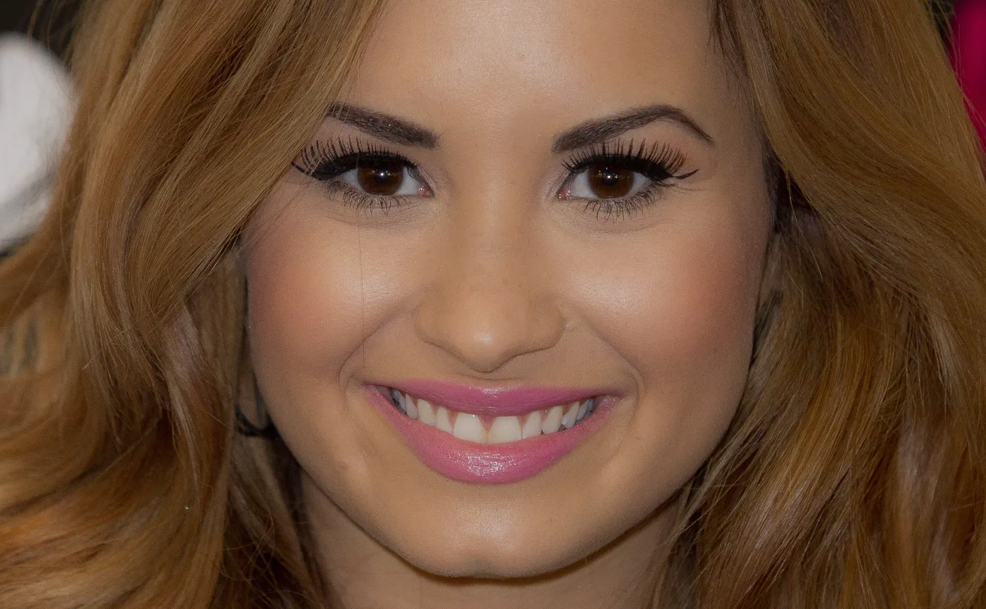 Demi przyznaje: Sięgałam po kokainę, by zagłuszyć depresję