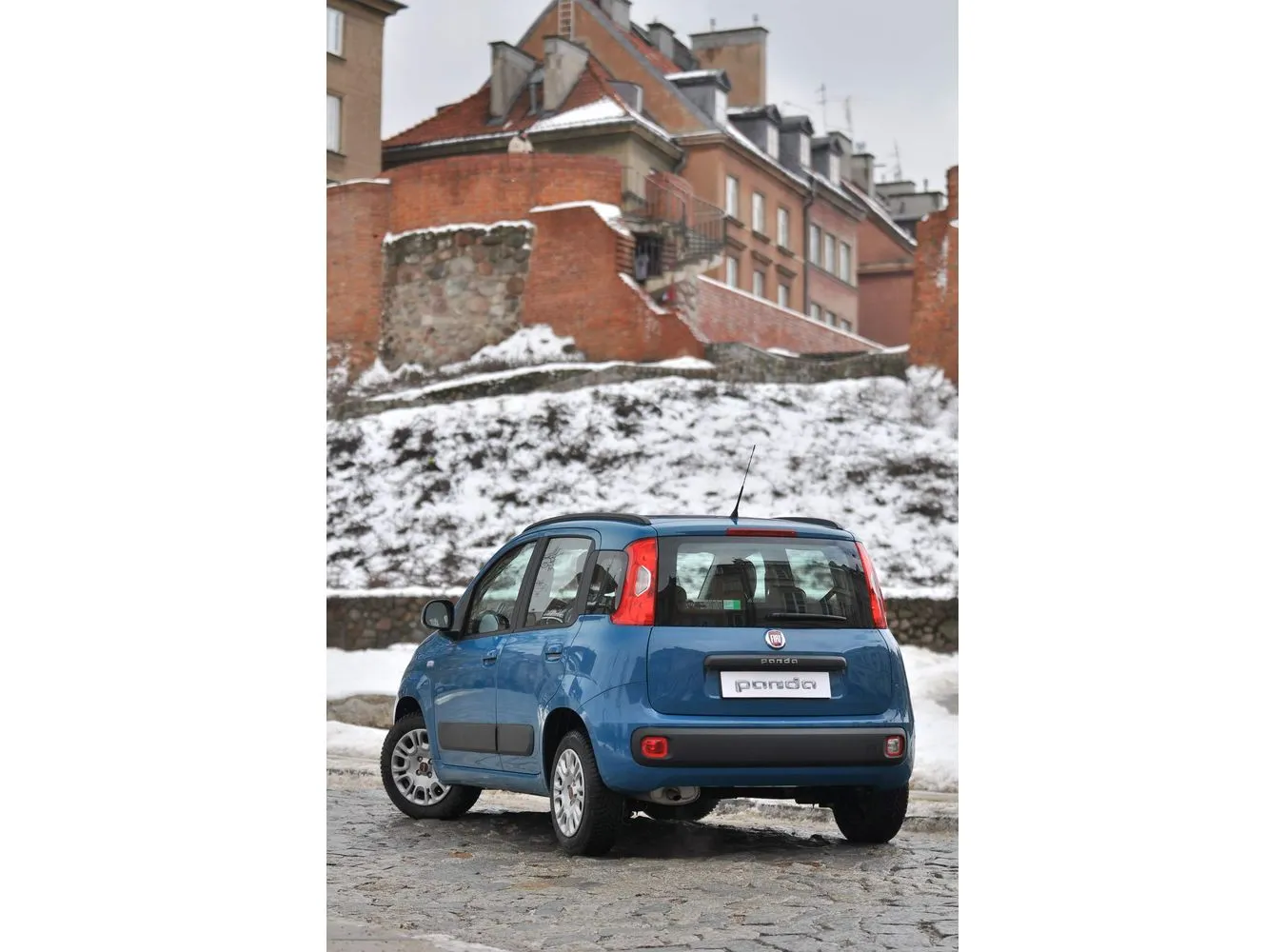 3128396-fiat-panda.jpg