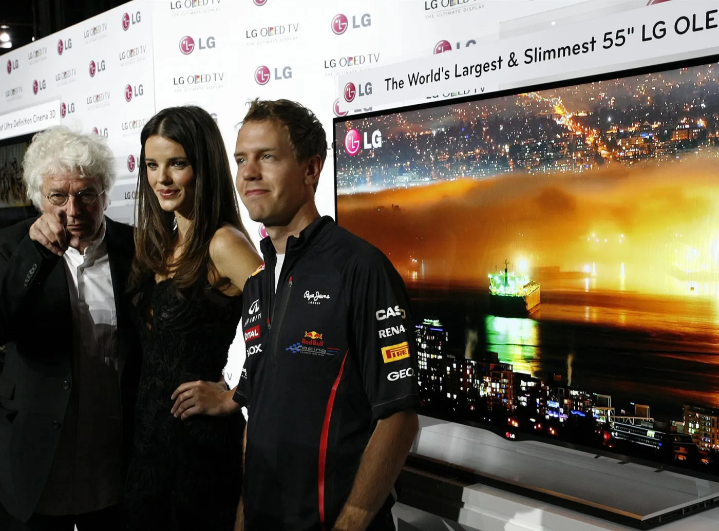 55-calowy telewizor LG OLED. Tak się zaprezentował