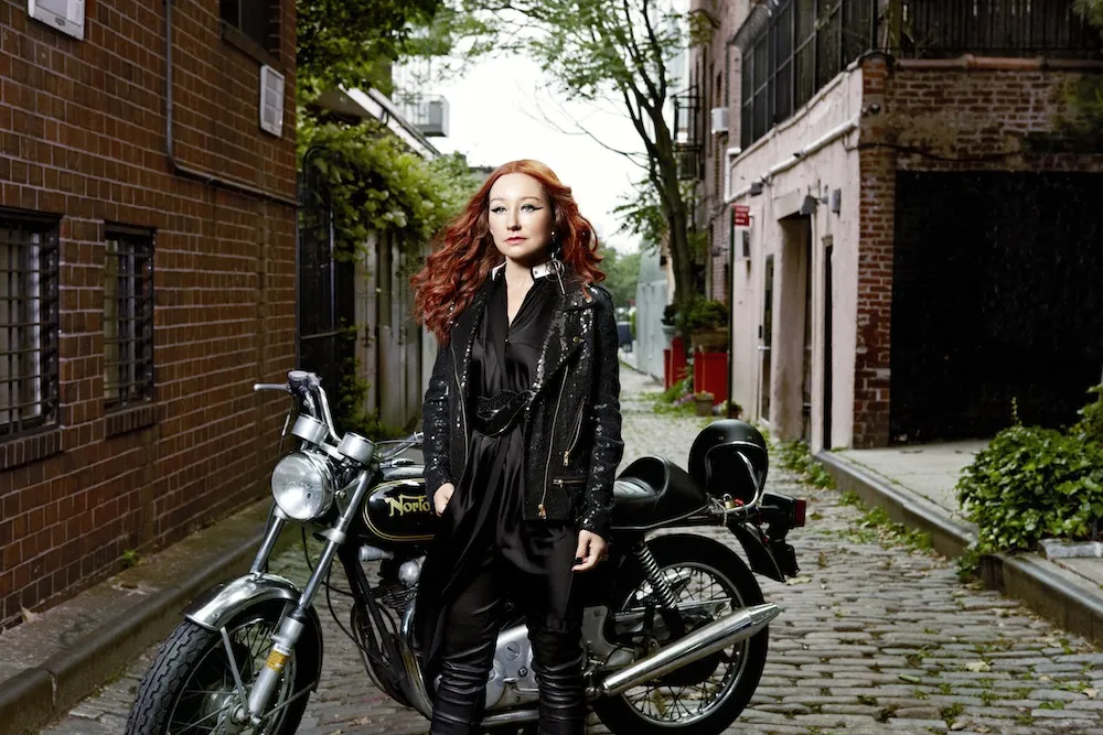 4148856-tori-amos.jpg