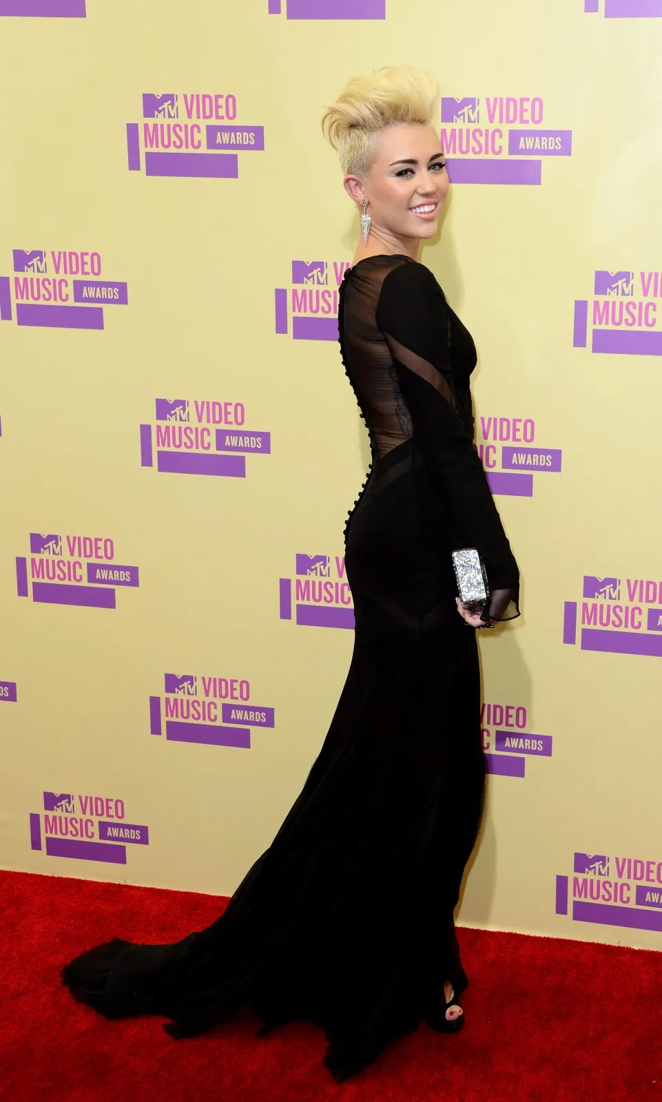 4002712-miley-cyrus.jpg