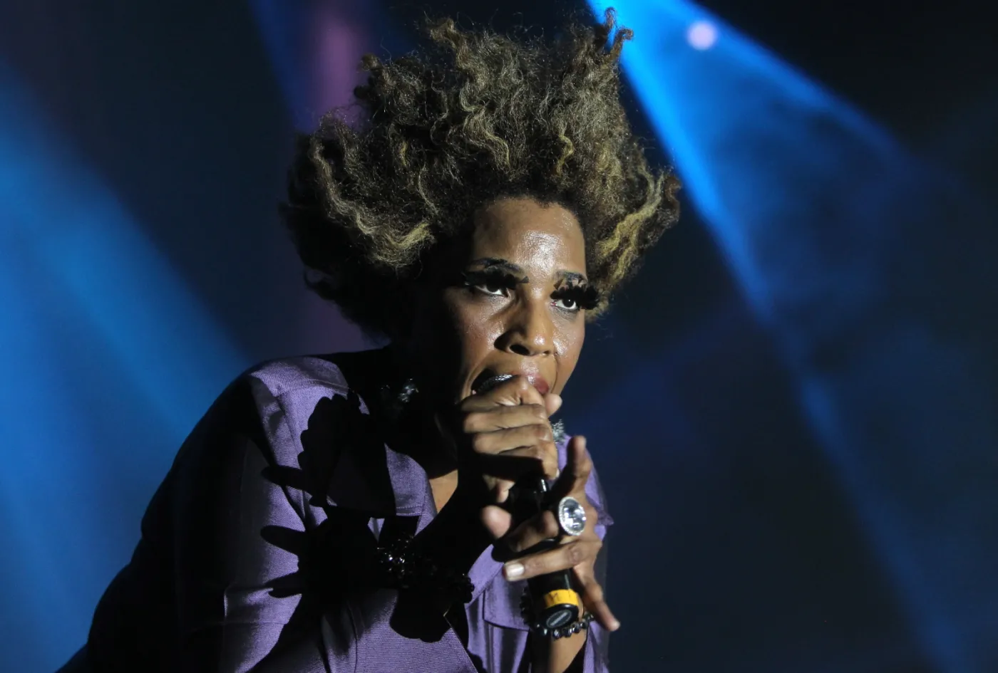4450262-macy-gray.jpg