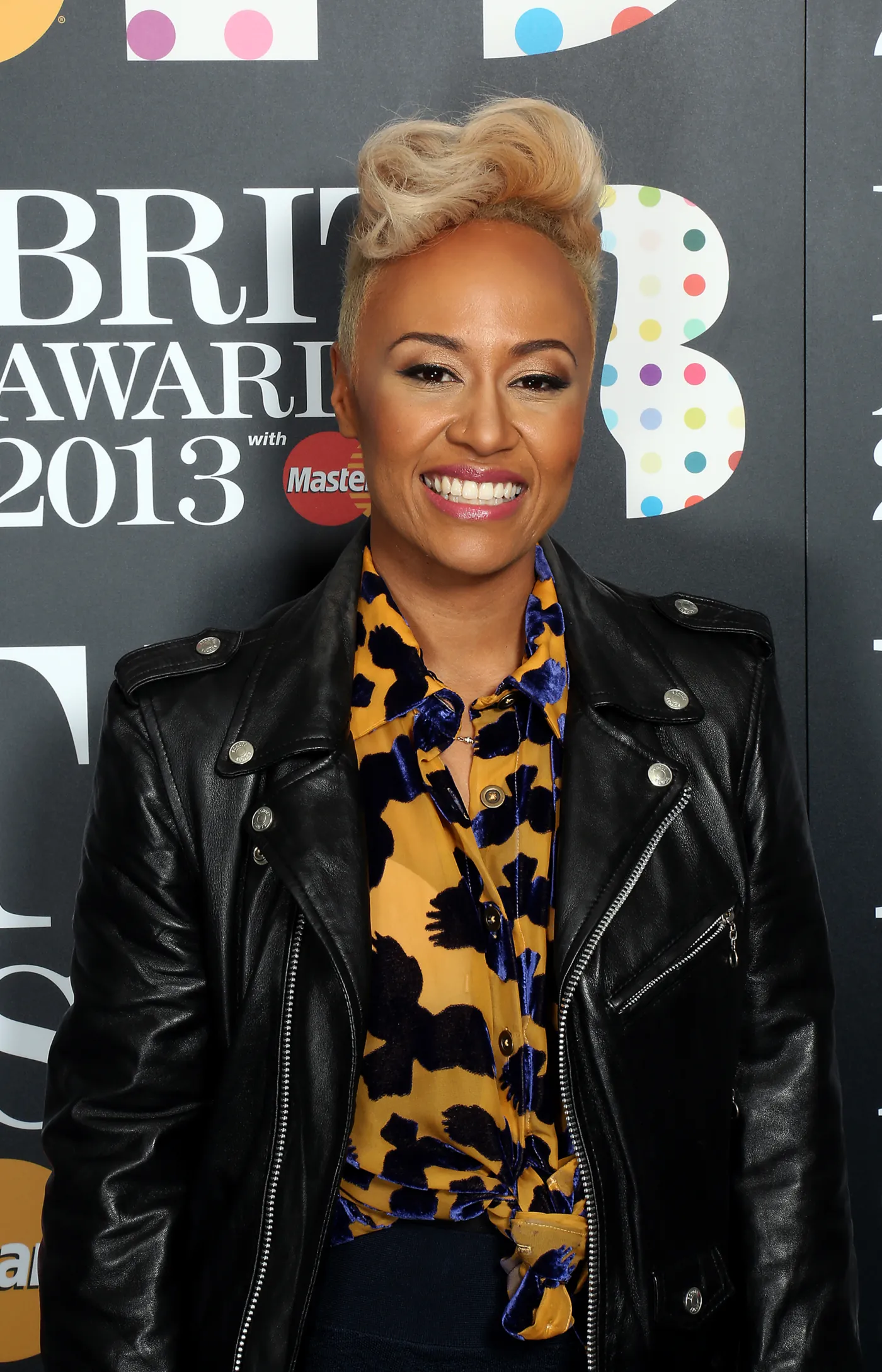 4506258-emeli-sand.jpg